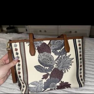 Tory Burch purse